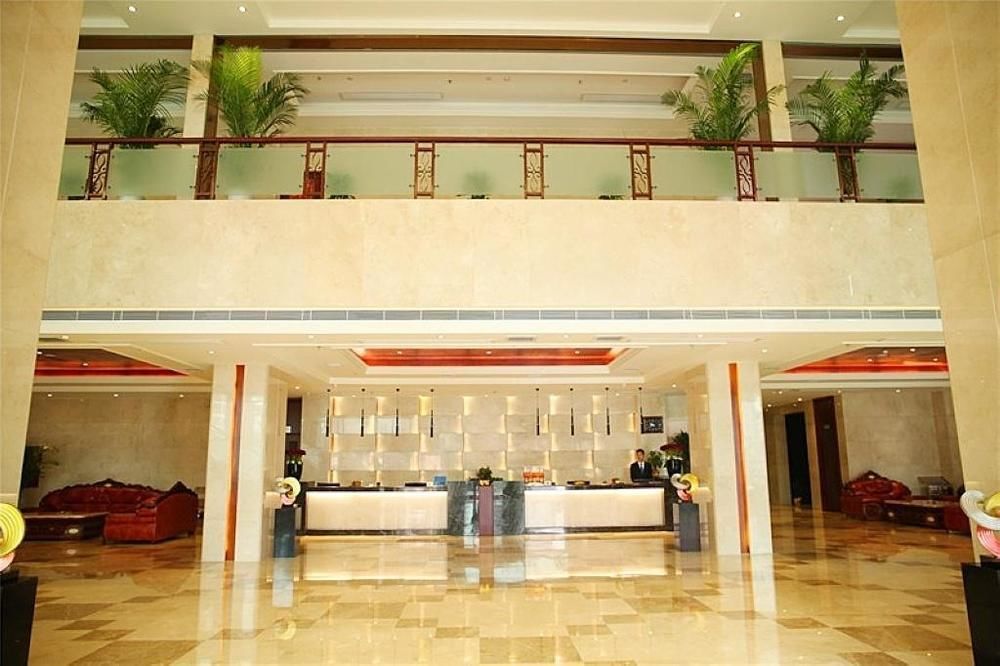 Jinhu Hotel Nanchang  Bagian luar foto