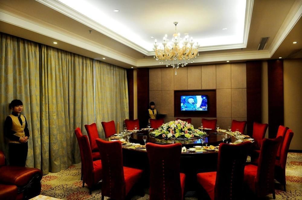 Jinhu Hotel Nanchang  Bagian luar foto