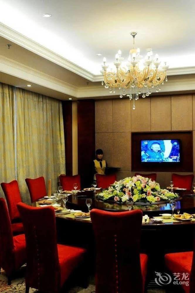 Jinhu Hotel Nanchang  Bagian luar foto